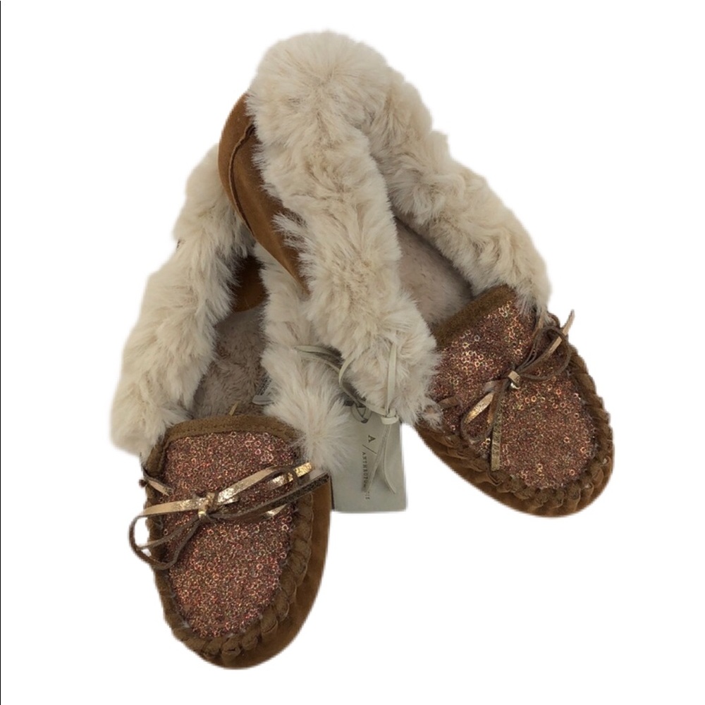 Anthropologie Far Away From Close Moccasin Slipper - Picture 1 of 13
